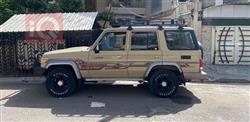 Toyota Land Cruiser 76